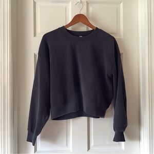 Lululemon softstreme perfectly oversized cropped crew size 4 EUC